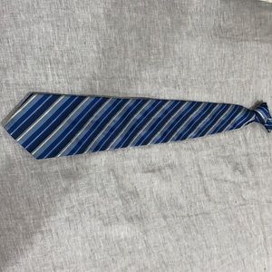 Neck tie